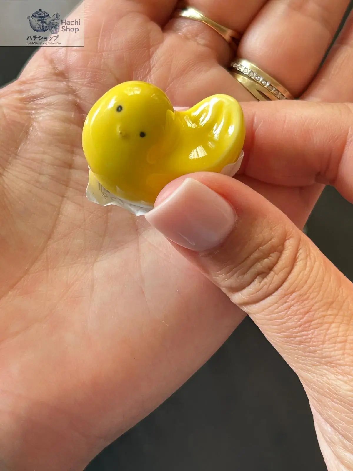 Japanskt Ätpinnsstöd i Porslin – Gul Fågel (Suisai) Hachishop